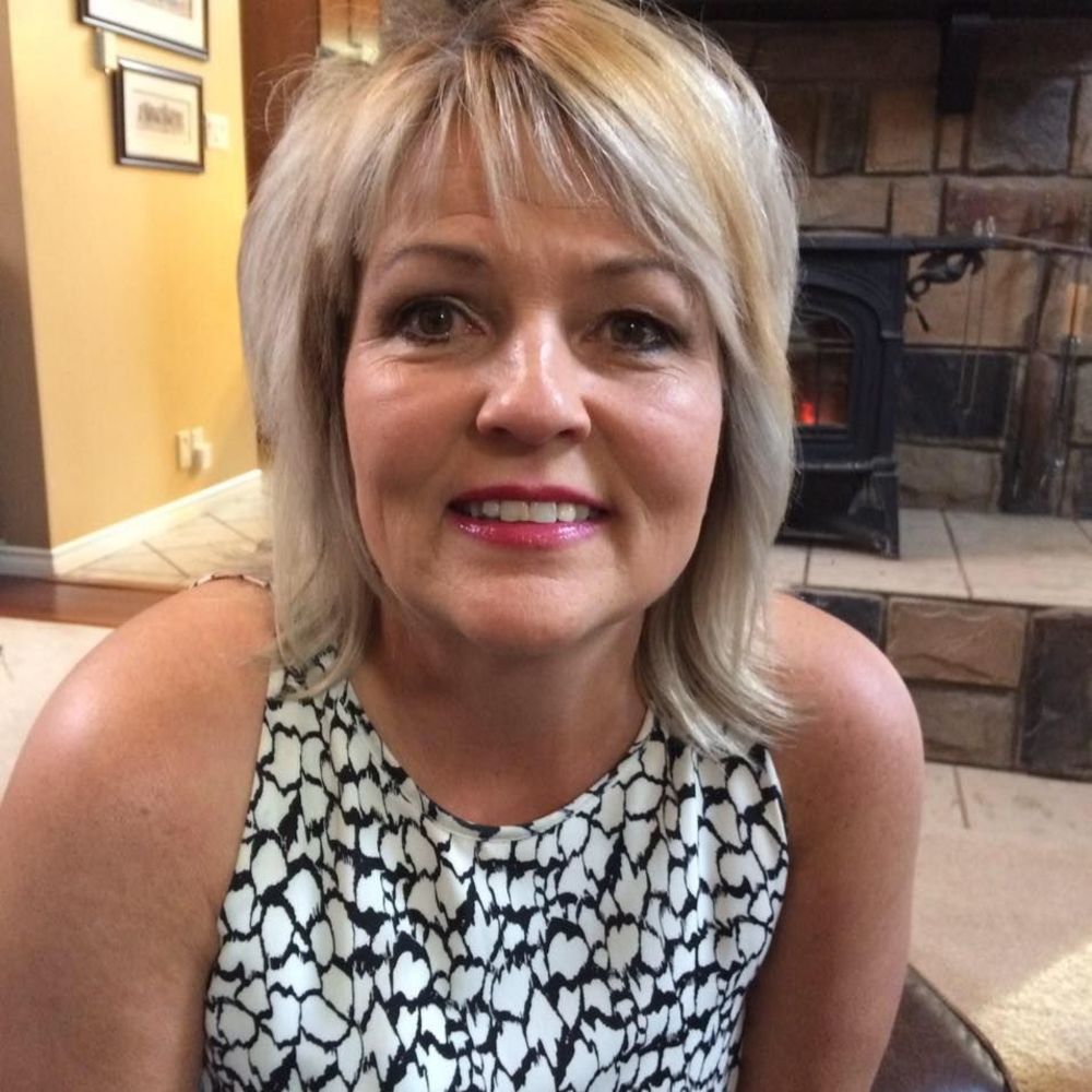 Meet your Posher, Gina